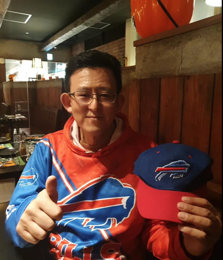 Meet This Buffalo Bills Fan from Japan
