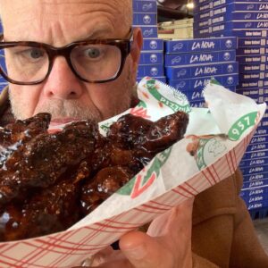 Alton Brown Loves Buffalo!